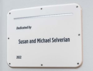 susan-and-michael-selverian-8139